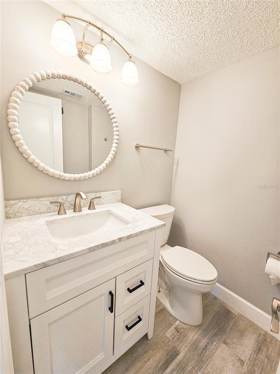 Building Photo - 5900 Shore Blvd S