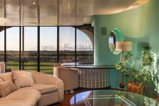 Building Photo - 7217 Promenade Dr