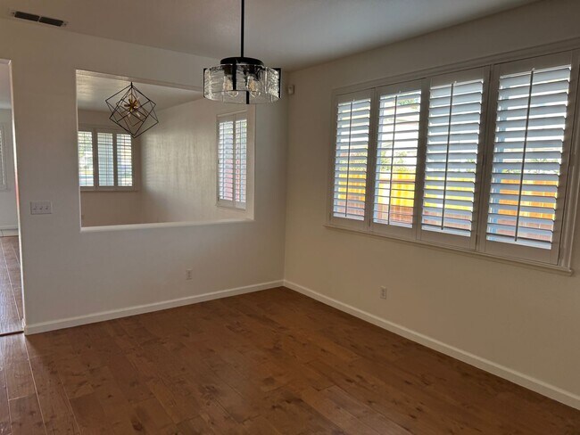 Building Photo - Home for Rent in Gold River, CA