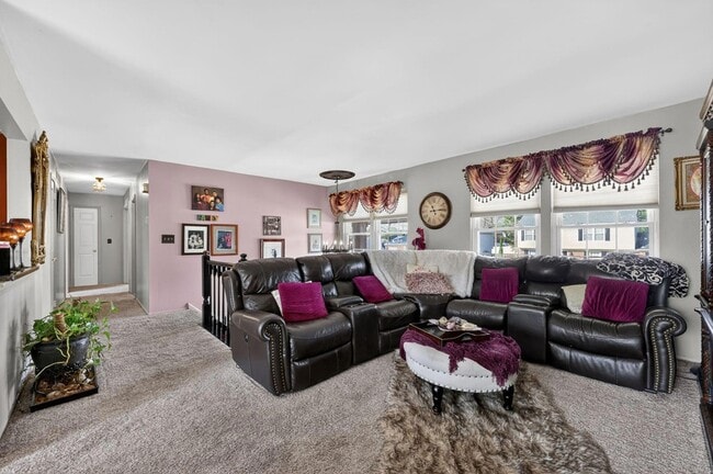 Building Photo - 14 Halo Ave