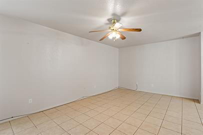 Building Photo - 2 bedroom Duplex in Northeast El Paso