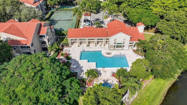 Building Photo - 1825 Palm Cove Blvd