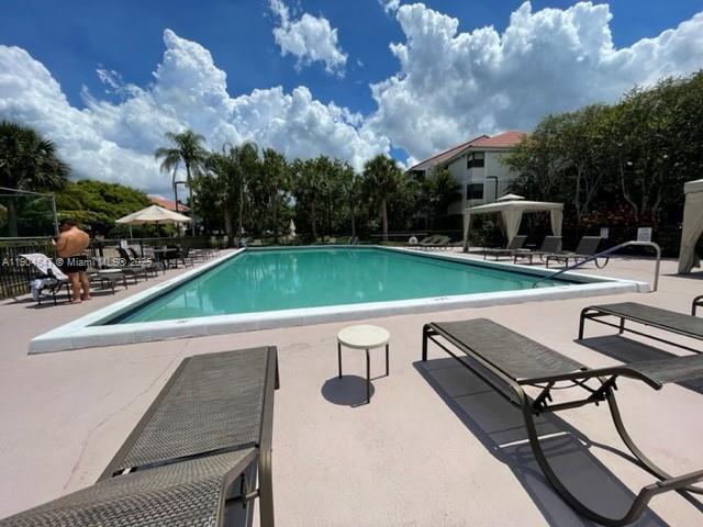 Building Photo - 10125 W Sunrise Blvd