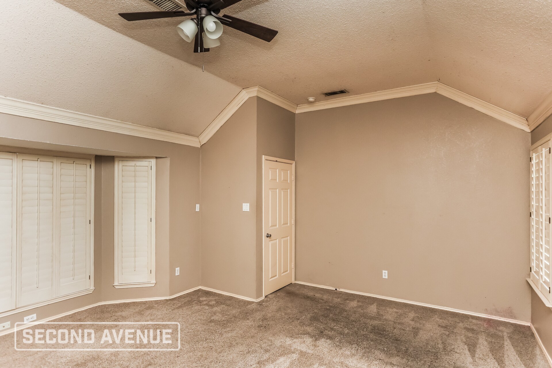 Building Photo - 2404 Liles Ln