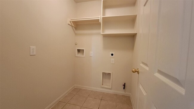 Building Photo - 4822 Bonny Loch Ln