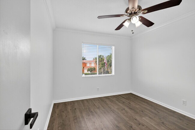Building Photo - 8225 Pelican Harbour Dr
