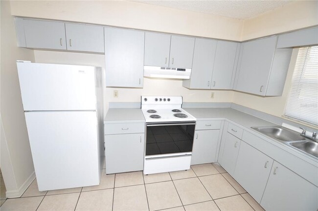 Building Photo - 174 Shannon Dr