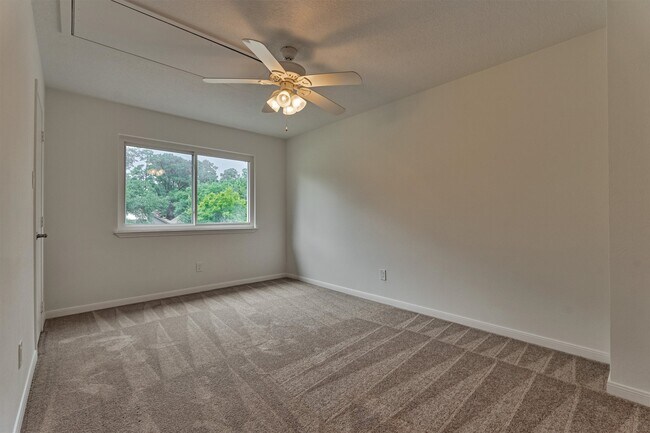 Building Photo - 23006 Northampton Pines Dr