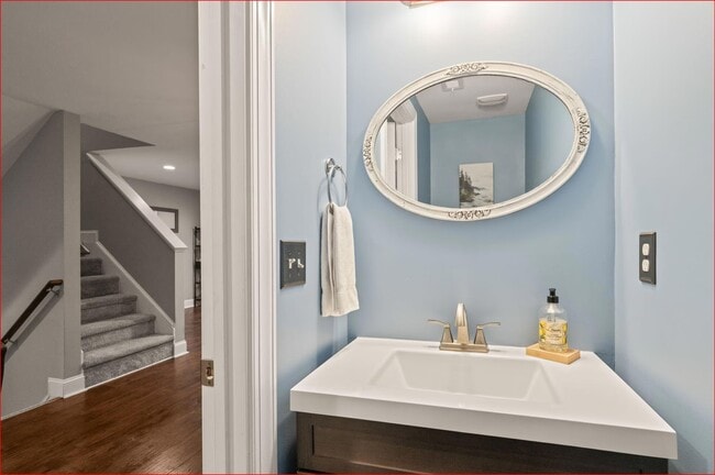 Building Photo - 7324 Shellburne Dr