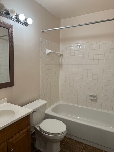 Building Photo - 7028 Palamar Turn