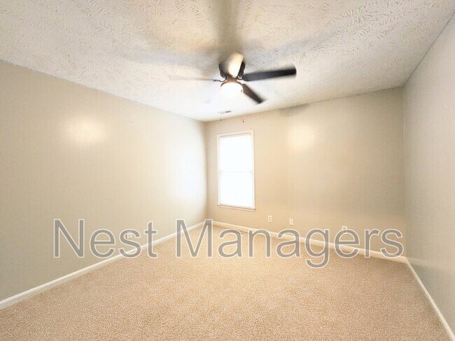 Building Photo - 260 Lick Creek Dr