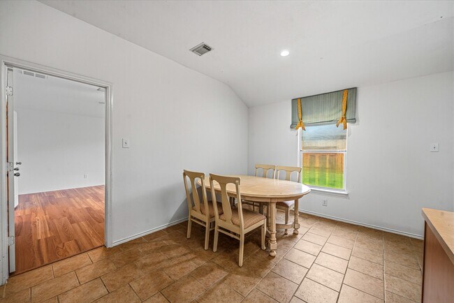 Building Photo - 22327 Albee Dr