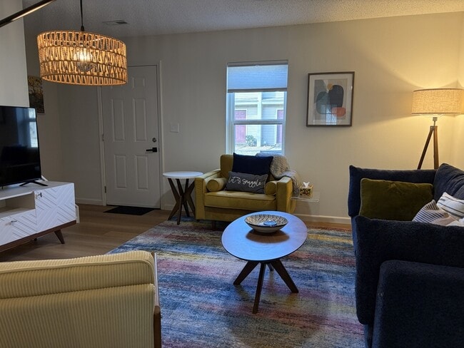 Building Photo - 2630 Kantz Dr