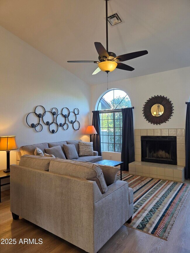 Building Photo - 11011 N 92nd St