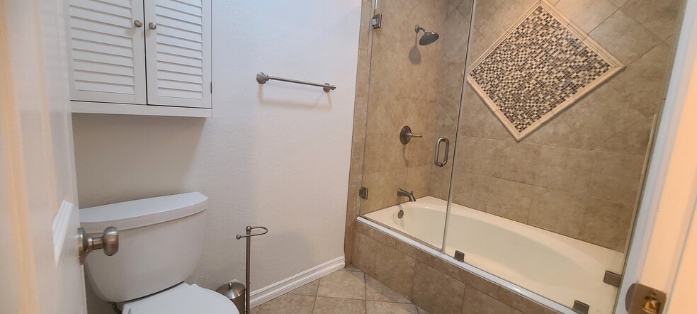 Building Photo - 861 Via Alameda