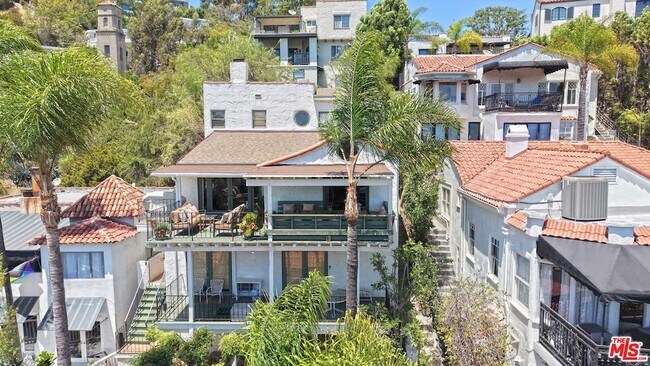 Building Photo - 6855 Los Altos Pl