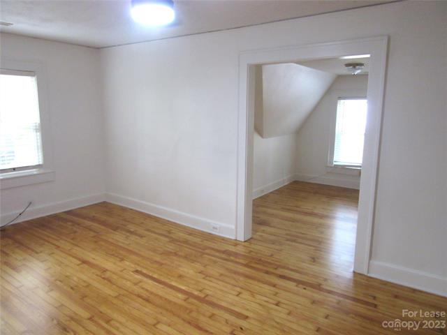 Building Photo - 511 S 4th St