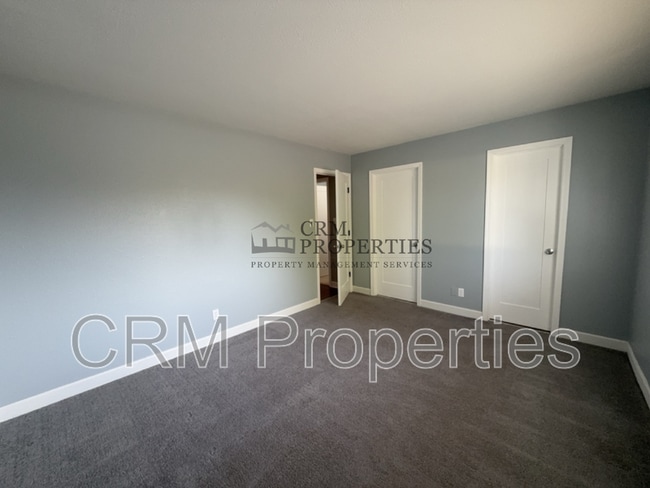 Building Photo - 42024 Hamilton Ct