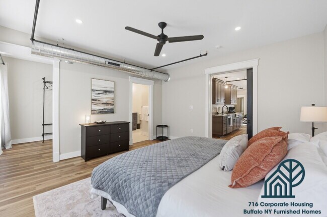 Building Photo - Furnished 2-Bedroom, 2-Bath Apartment on Connecticut St