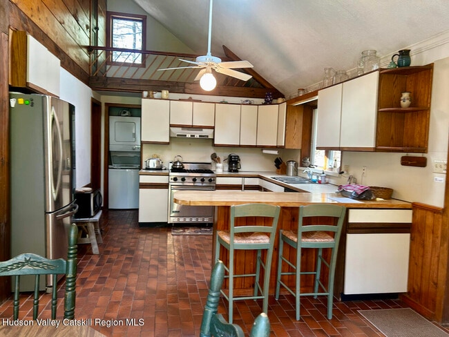 Building Photo - 125 Taconic Creek Rd
