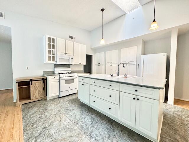 Building Photo - 1034 Rocky Bayou Dr