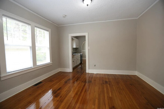Building Photo - 3430 N Cypress St