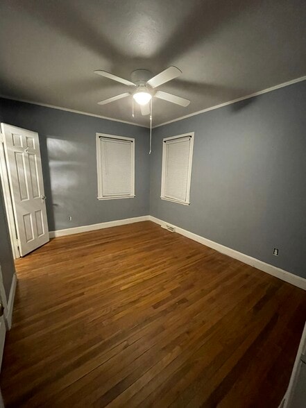 Bedroom - 102 N Center St