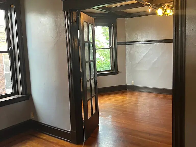 Building Photo - 857 Blair Ave