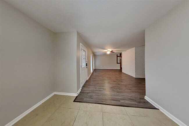 Building Photo - 3819 Honey Brook Dr