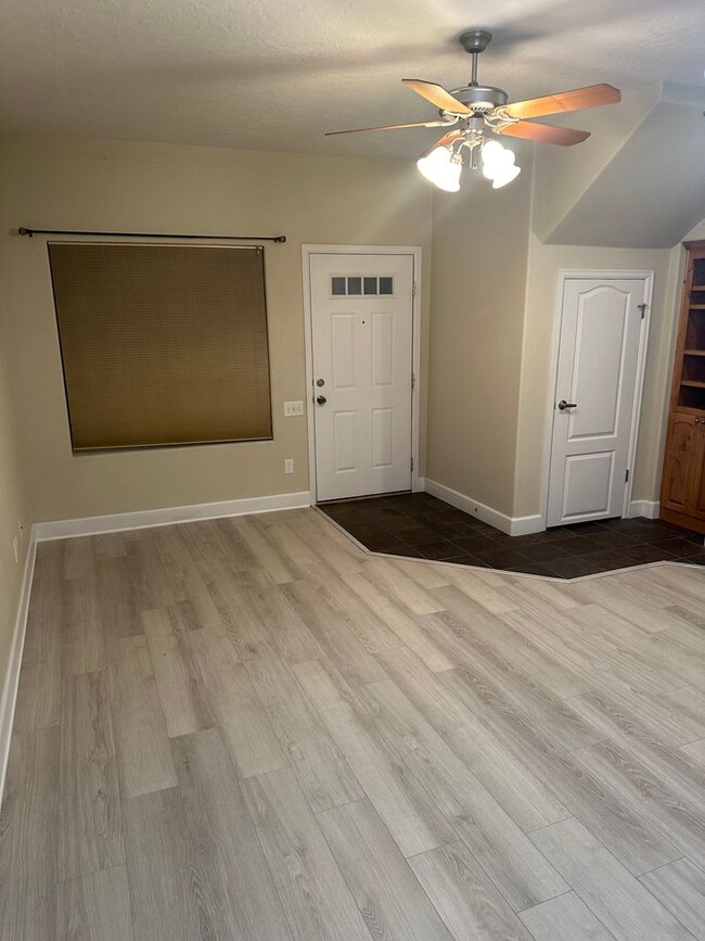 Building Photo - Main Level West Fork Condo