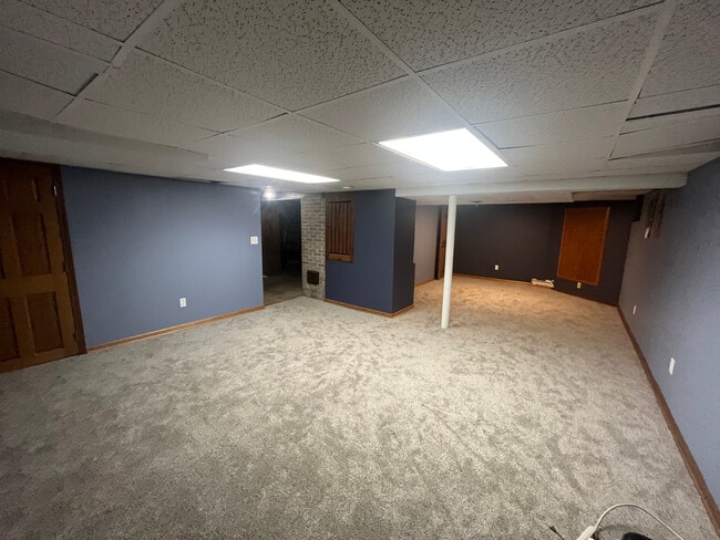 Building Photo - 120 S Orchard St