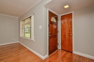 Building Photo - 4809 Kingfisher Dr