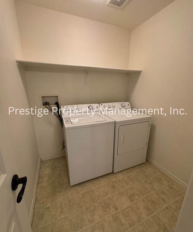 Building Photo - Check out this New Listing Located in East...