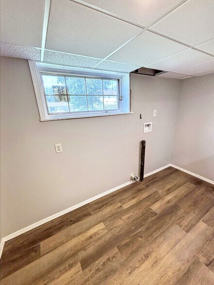 Building Photo - 813 Big Bend Woods Dr