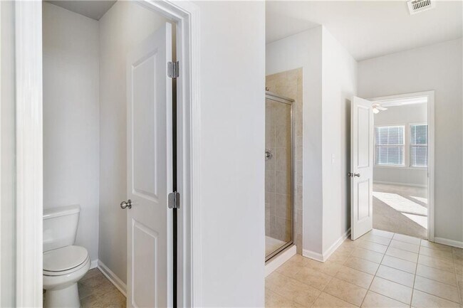 Building Photo - 5310 Whisper Point Blvd