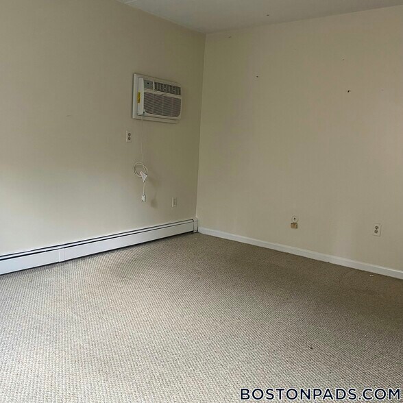 Building Photo - 80 Gardner St