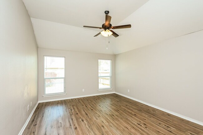 Building Photo - 1104 Monticello Dr
