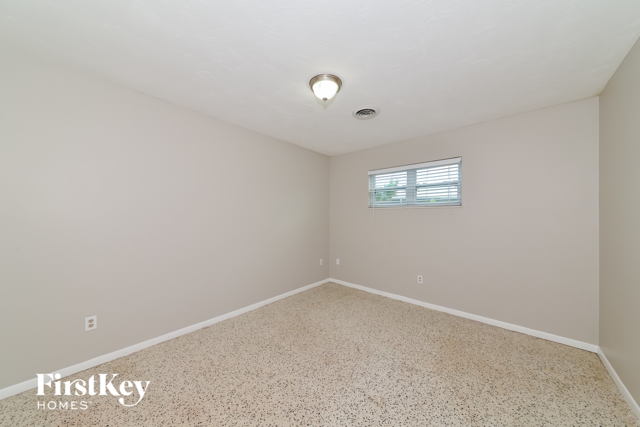 Building Photo - 4516 56th St W