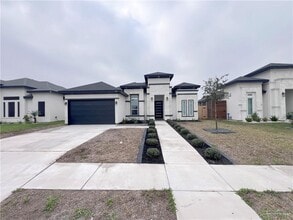 Building Photo - 29 E Kennedy Ave