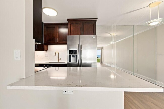 Building Photo - 3325 Bayshore Blvd