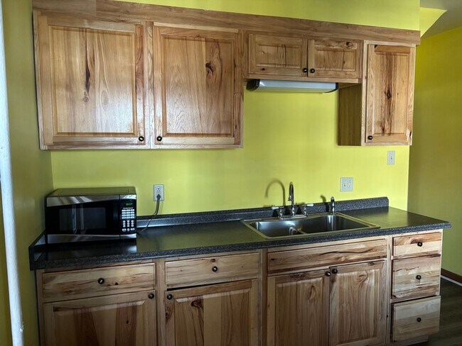 Building Photo - 3 Bedroom 1 Bath in Harrisburg, PA!