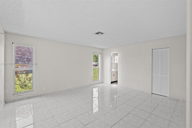 Building Photo - 3165 NW 116th Ave