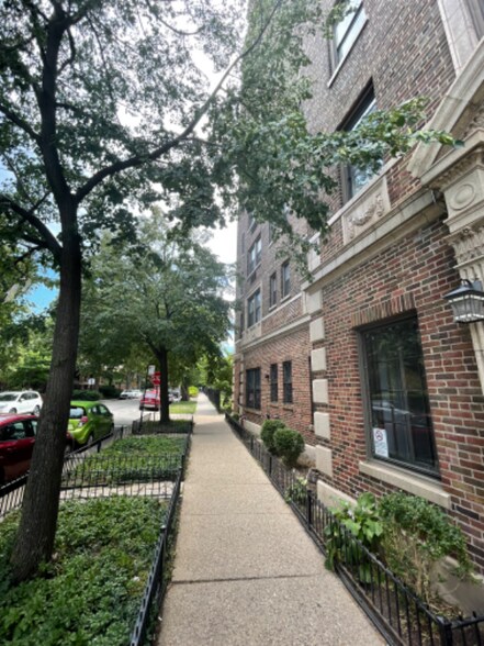 Building Photo - 4278 N Hazel St