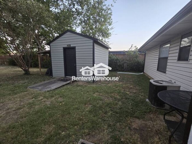 Building Photo - MOVE IN READY - IRVING - 3BEDS 2BATHS