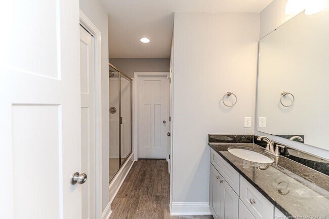 Building Photo - 533 Stadium Dr