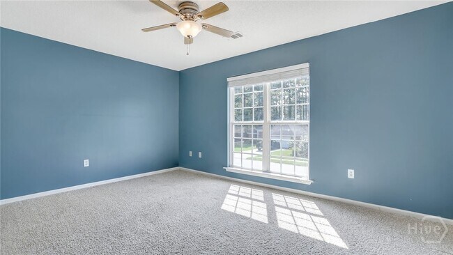 Building Photo - 422 Copper Creek Cir