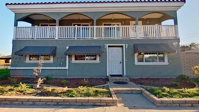 Primary Photo - 5861 Marshall Ave