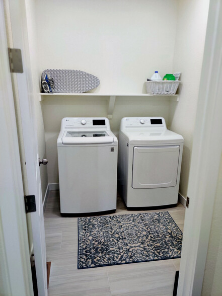 Laundry Room - 8514 S Carr Ct