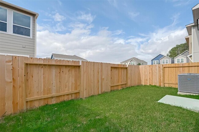 Building Photo - 3121 Cloud Forest Ln