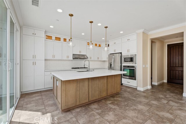 Building Photo - 2992 E Coalinga Dr